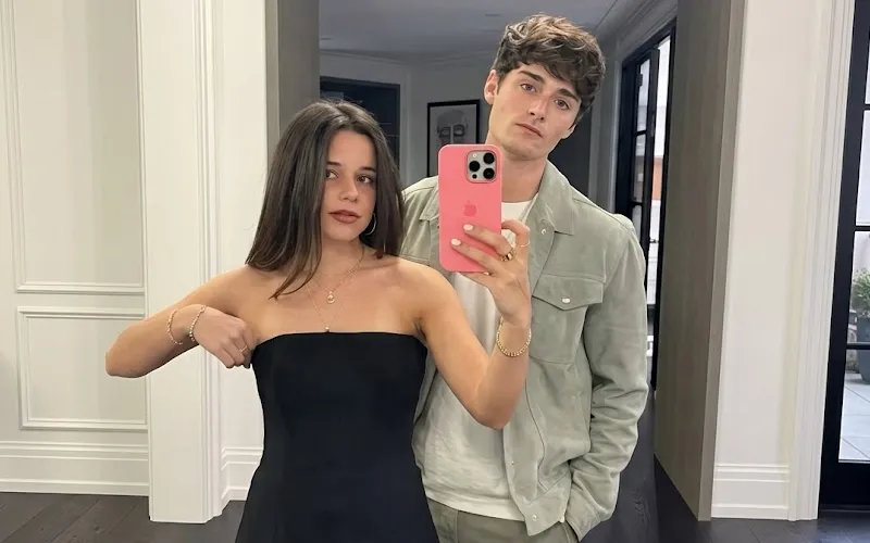 Chloe Schnapp With Noah Schnapp