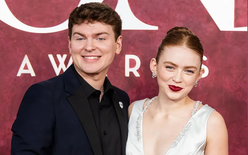 Mitchell Sink with sadie sink