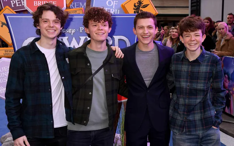 paddy holland with brothers